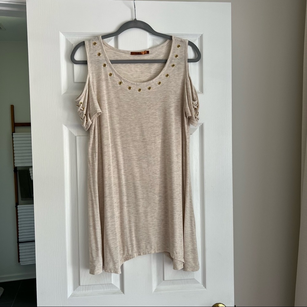 Belldini cream shirt, size large